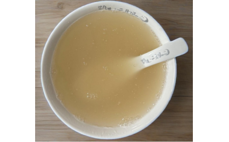 夏日解暑，這碗冷藏的野生葛根粉藏著自然的清涼答案?